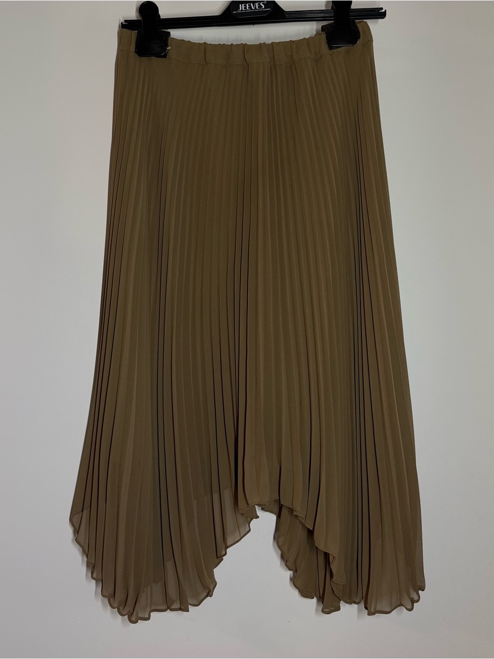 Club Monaco Pleated Asymmetric Midi Skirt in caramel